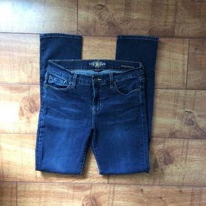 Lucky Brand Brooke Straight 6/28 A